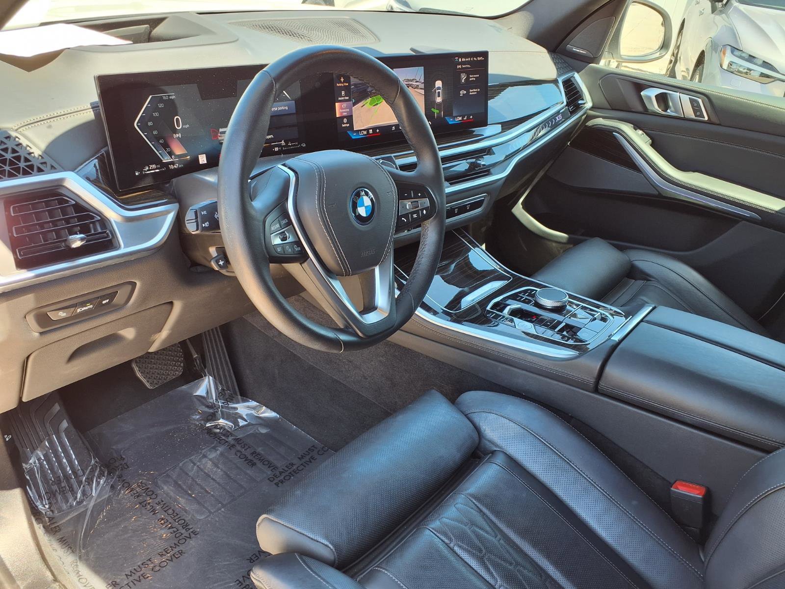 Used 2025 BMW X5 xDrive50e AWD/4WD image 21