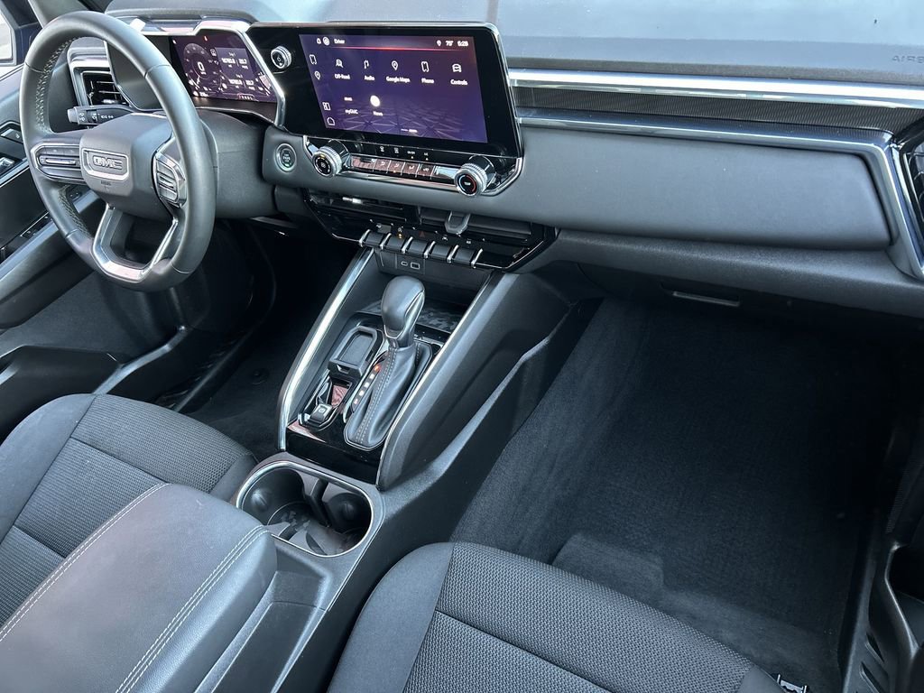 Used 2025 GMC Canyon Elevation image 26