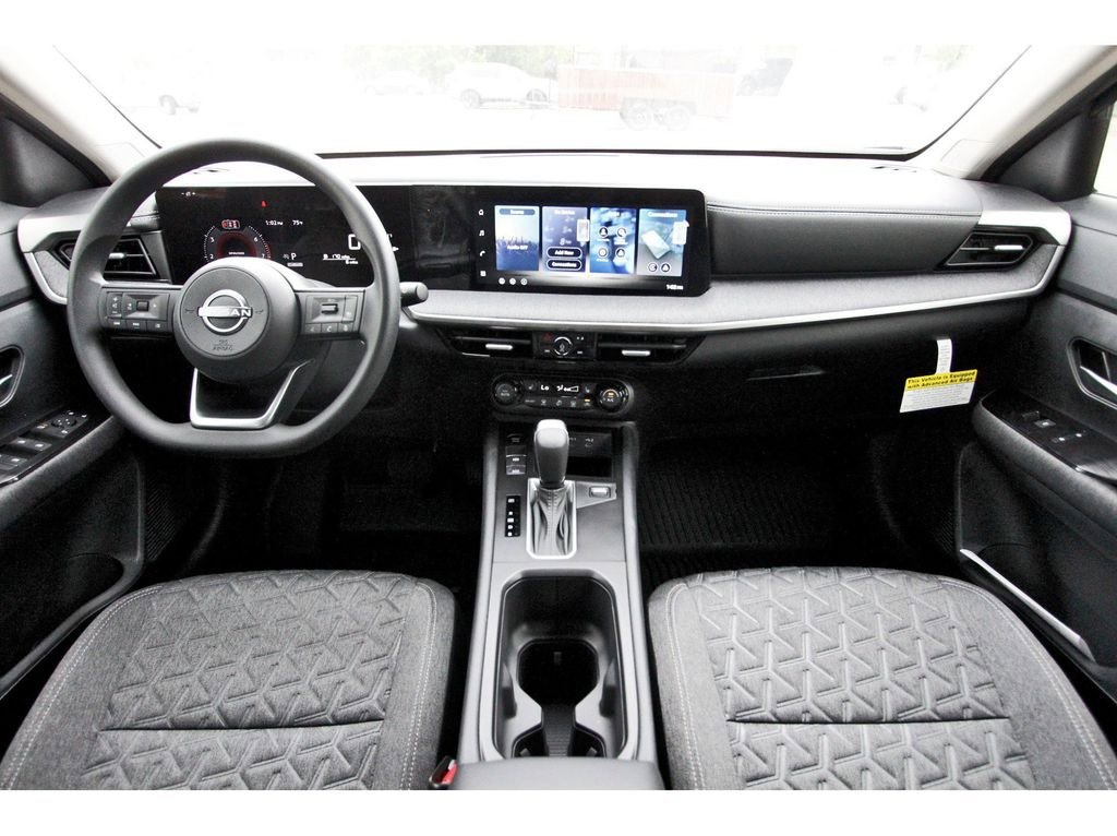 New 2026 Nissan Kicks SV w/ Charging Package FWD image 7