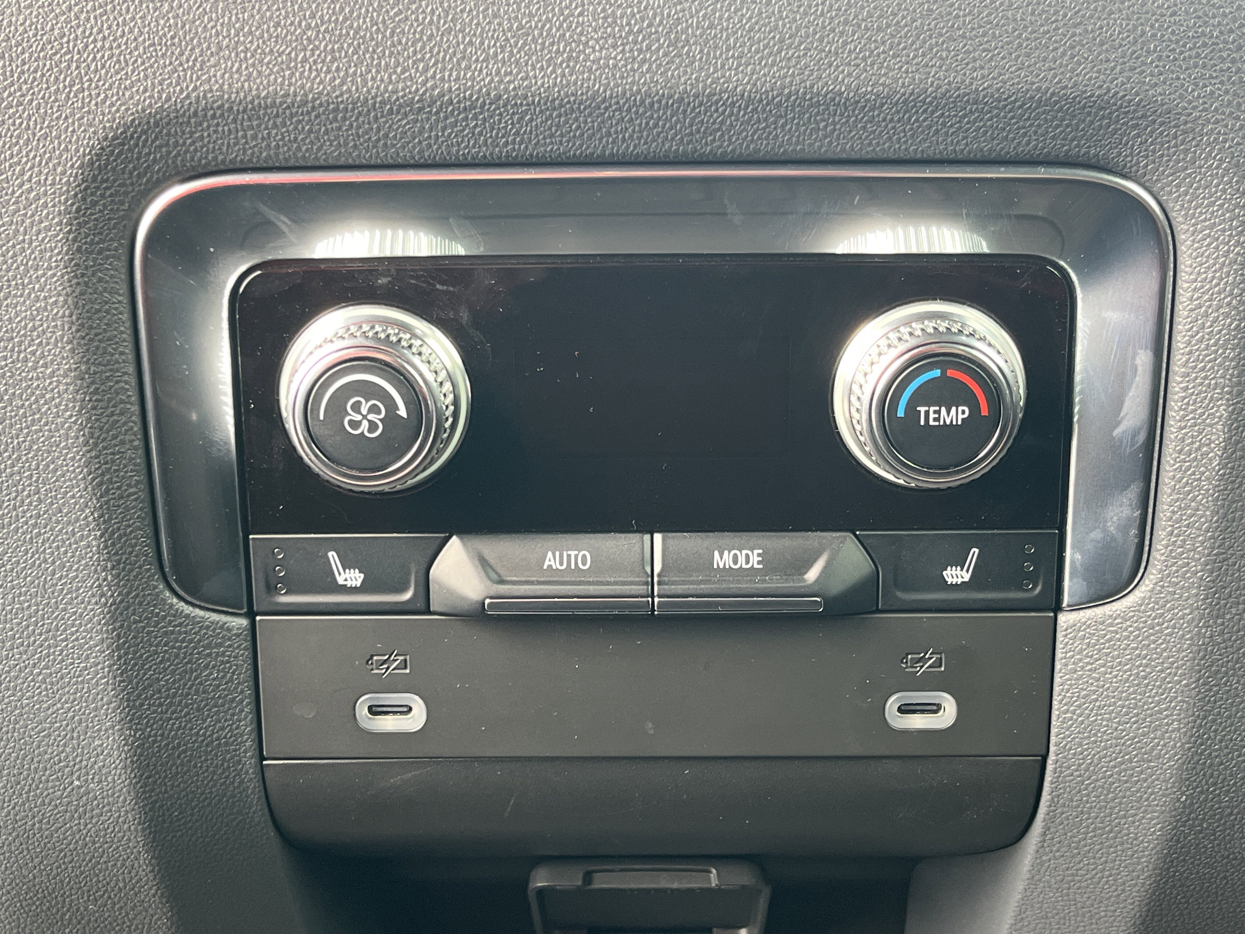 Used 2023 GMC Yukon Denali w/ Max Trailering Package image 21