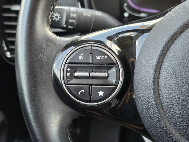 Certified 2023 Kia Soul EX FWD image 30