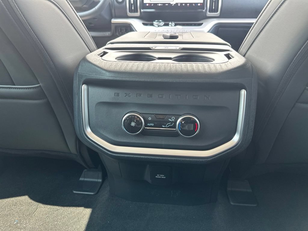 New 2027 Ford Expedition Active AWD/4WD image 32
