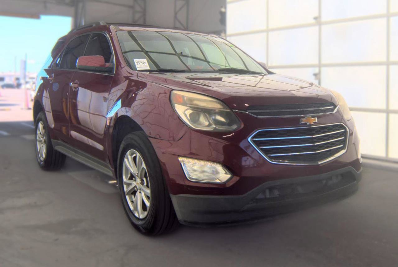 Used 2017 Chevrolet Equinox LT w/ Convenience Package FWD image 2