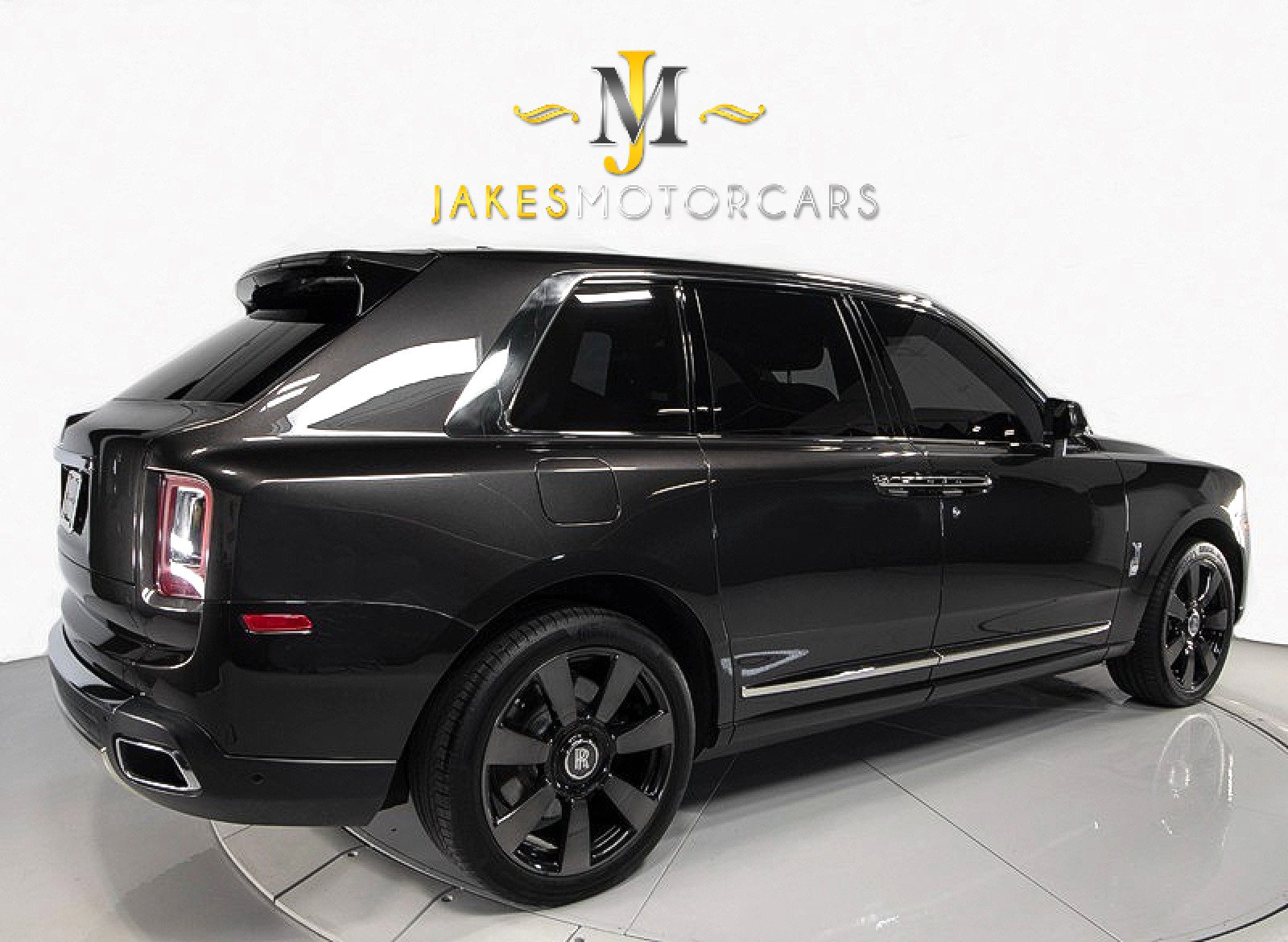 Used 2019 Rolls-Royce Cullinan image 11