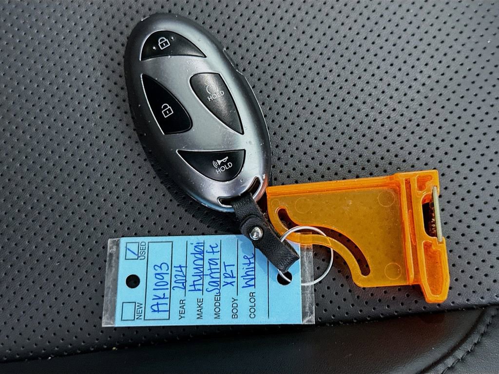 Used 2024 Hyundai Santa Fe XRT image 28