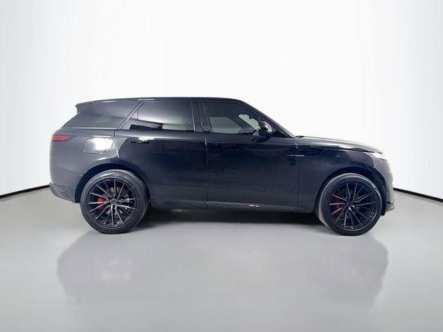 Certified 2023 Land Rover Range Rover Sport SE Dynamic image 4
