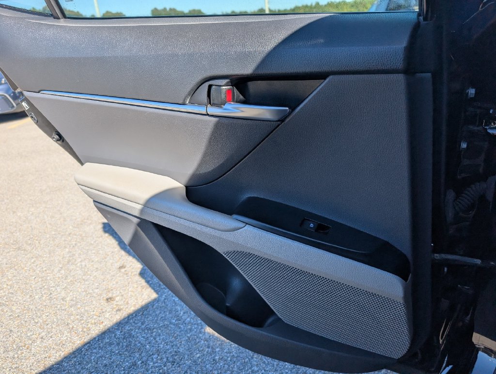 Used 2019 Toyota Camry LE w/ Fleet Convenience Package FWD image 27