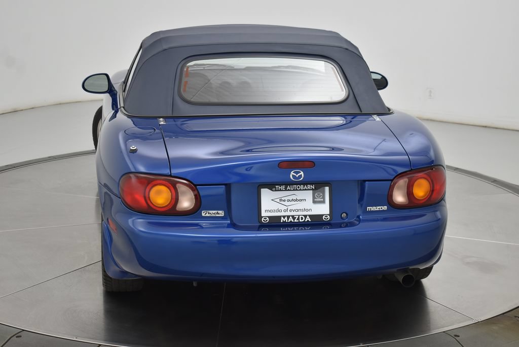 Used 1999 MAZDA MX-5 Miata 10th Anniversary Edition RWD image 10