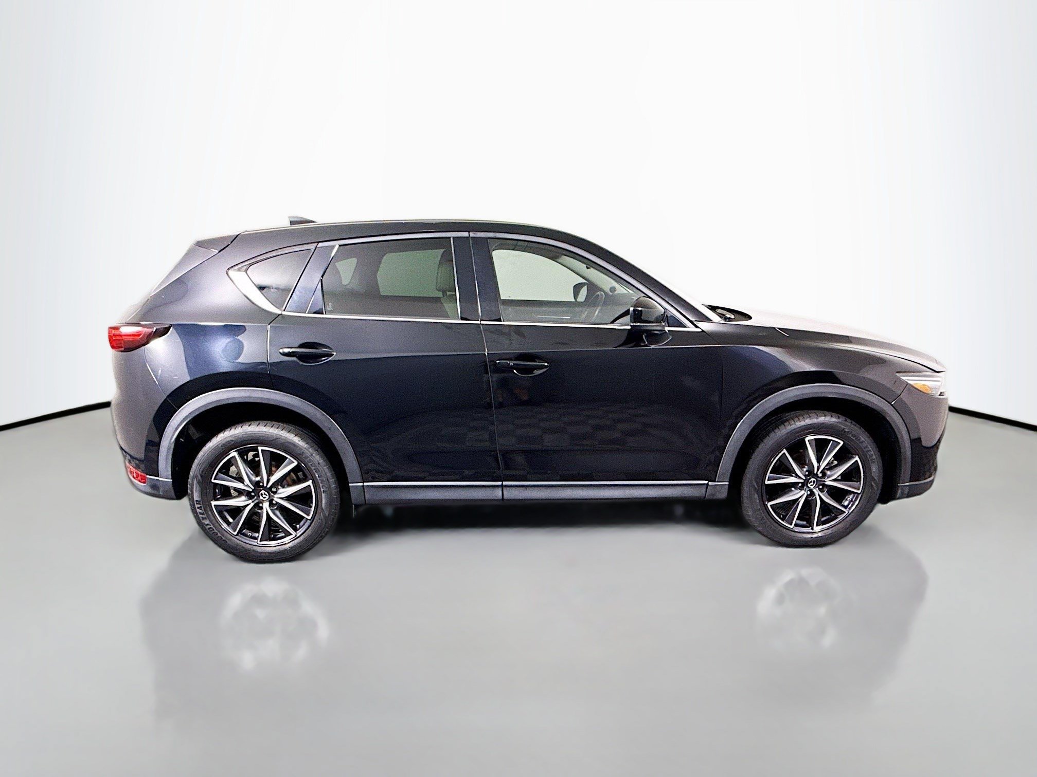 Used 2017 MAZDA CX-5 Grand Touring FWD image 11