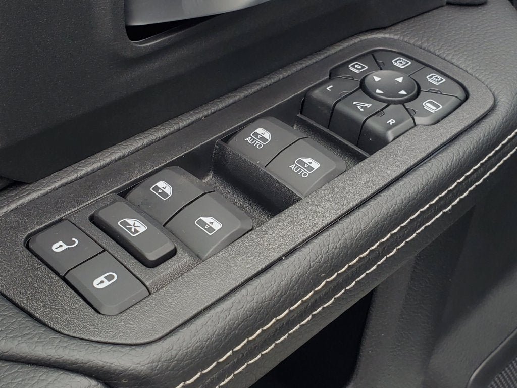 New 2027 RAM 3500 Big Horn AWD/4WD image 8