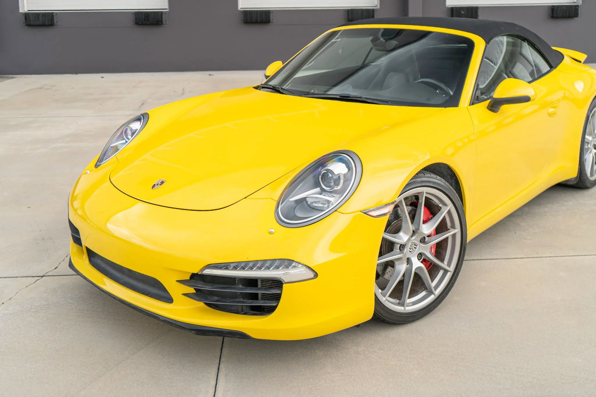 Used 2015 Porsche 911 Carrera S image 28