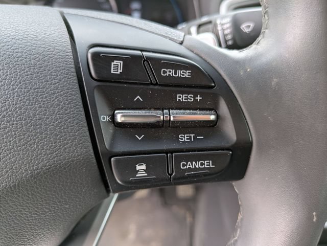 Used 2019 Hyundai Ioniq Limited FWD image 10