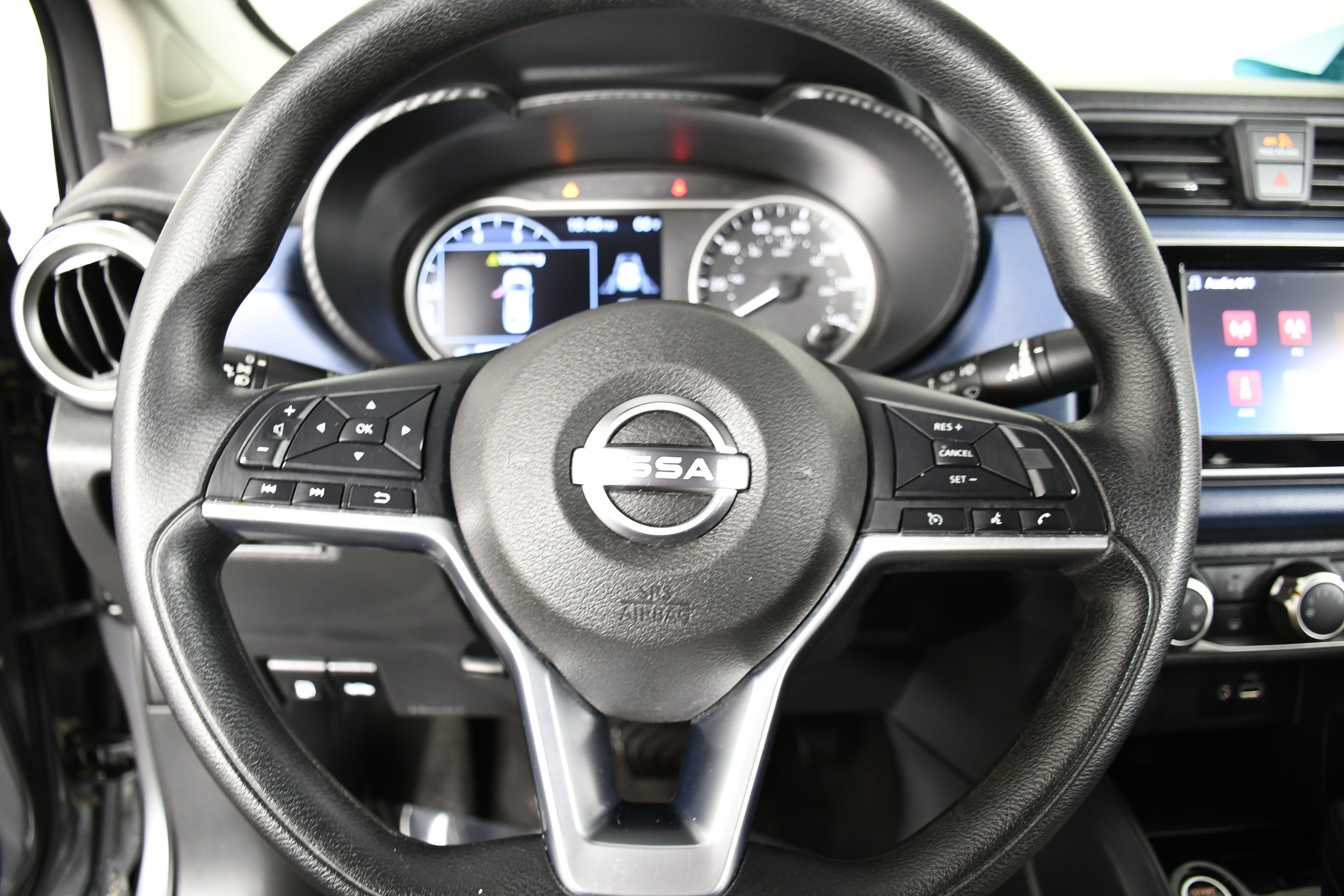 Used 2025 Nissan Versa SV FWD image 20