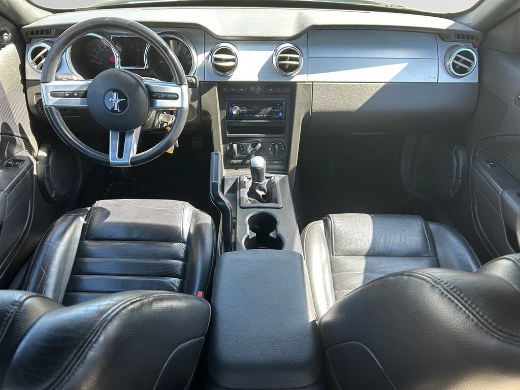Used 2005 Ford Mustang GT RWD image 10
