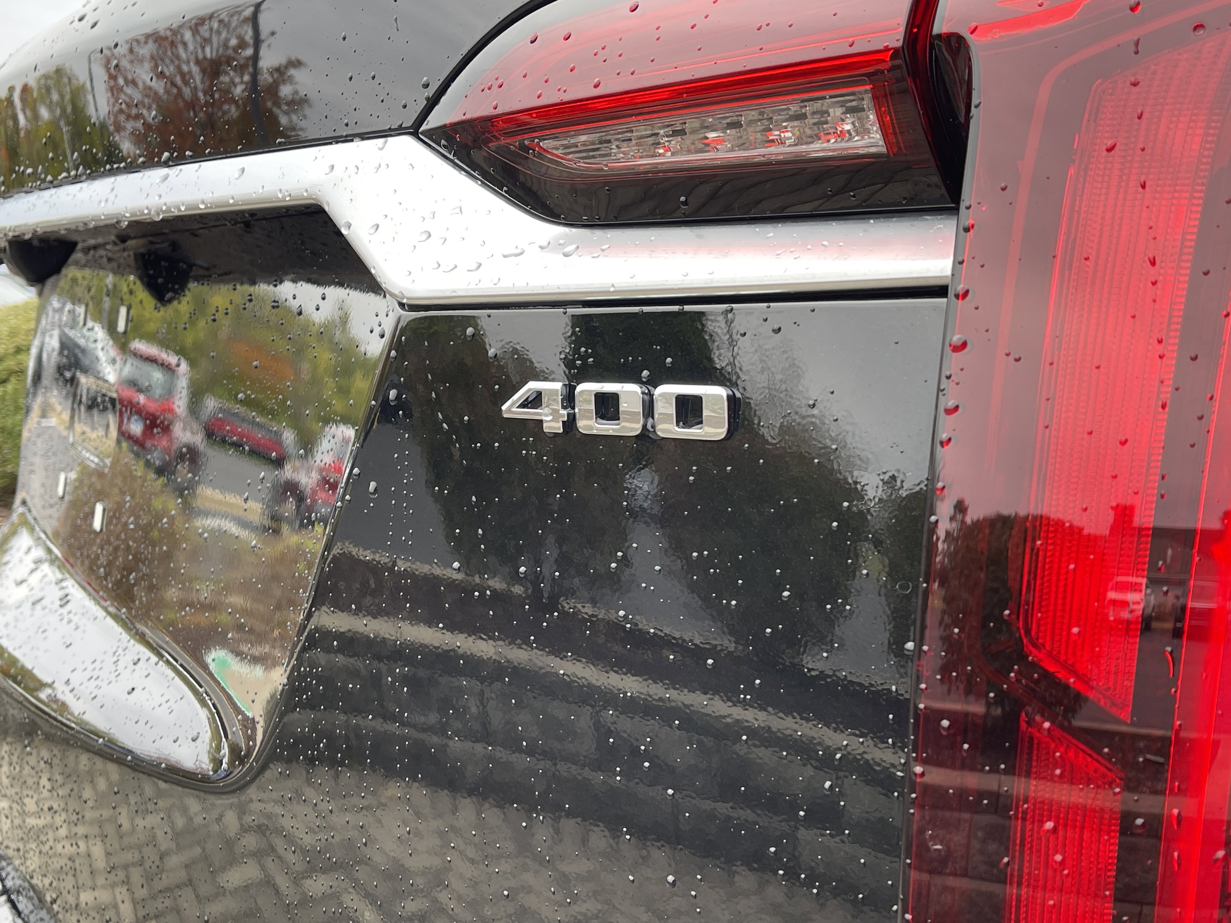 Used 2025 Cadillac XT6 Premium Luxury image 12