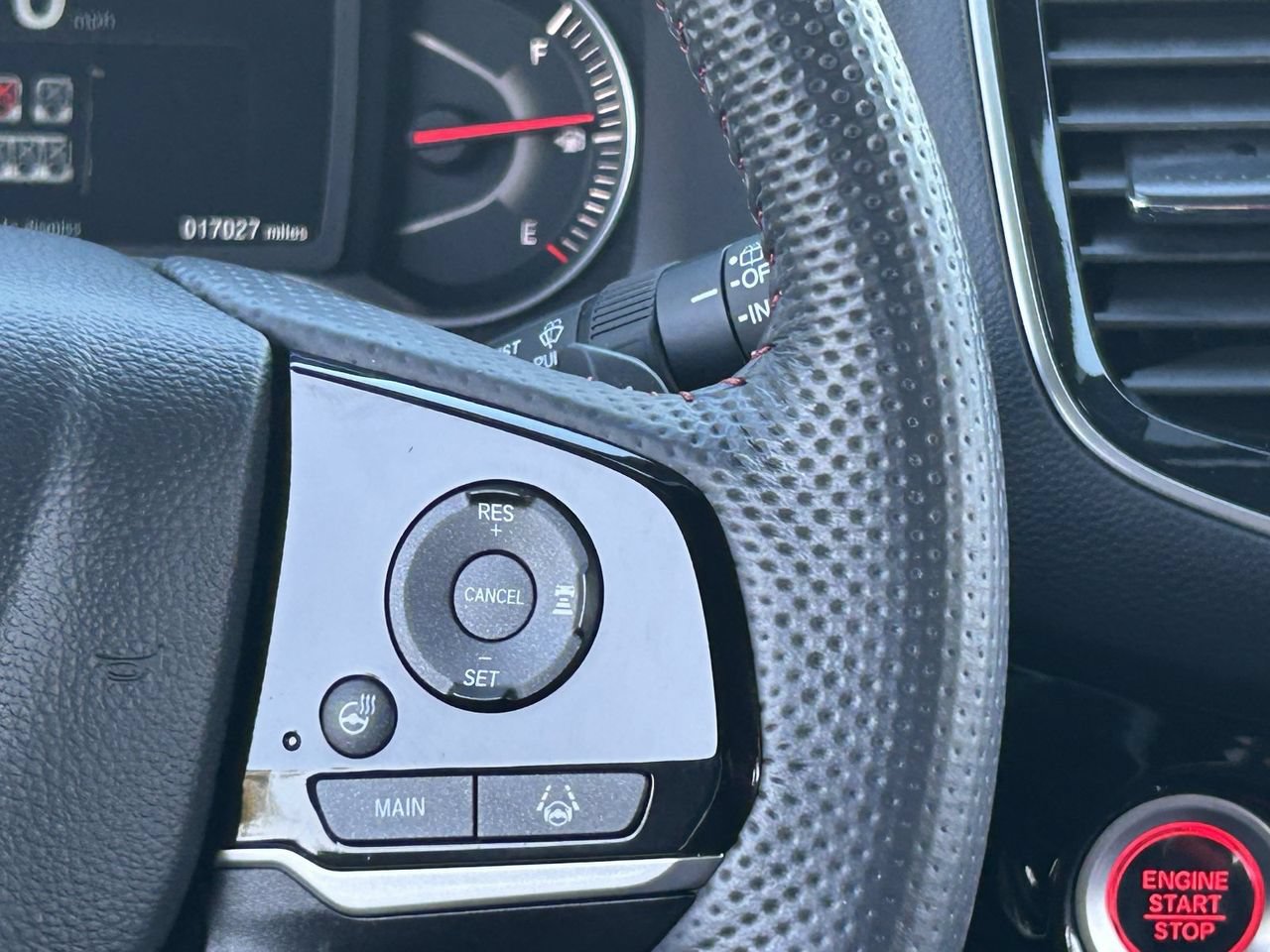 Used 2025 Honda Passport Black Edition image 25