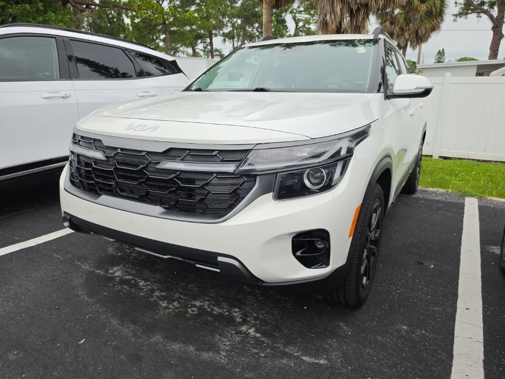 Certified 2024 Kia Seltos X-Line AWD/4WD image 4