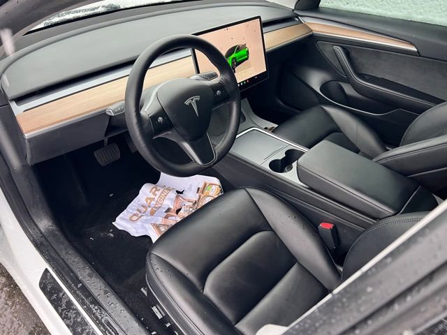 Used 2023 Tesla Model 3 Standard Range image 15