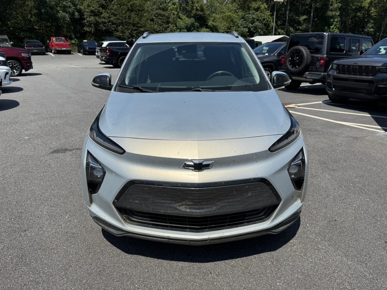 Used 2023 Chevrolet Bolt EUV LT FWD image 2