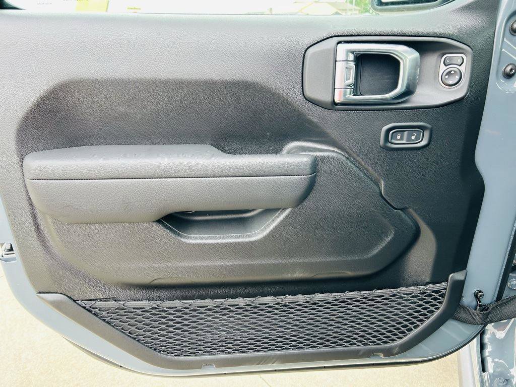 New 2025 Jeep Gladiator Rubicon image 9