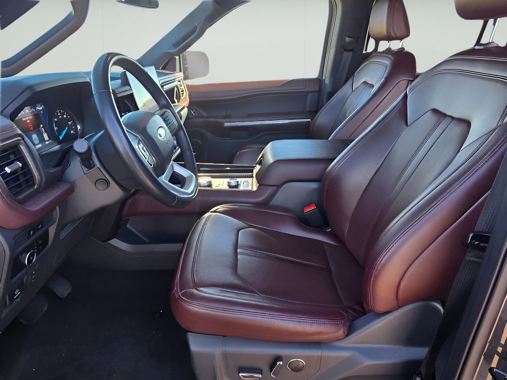 Used 2024 Ford Expedition Max Limited image 12