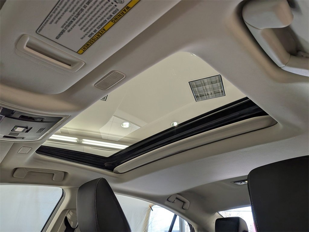 Certified 2024 Lexus ES 300h w/ Premium Package image 17