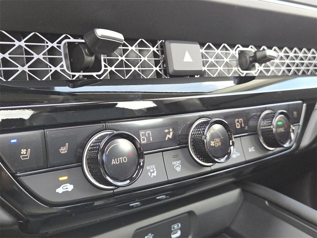 New 2025 Honda Accord Touring image 13