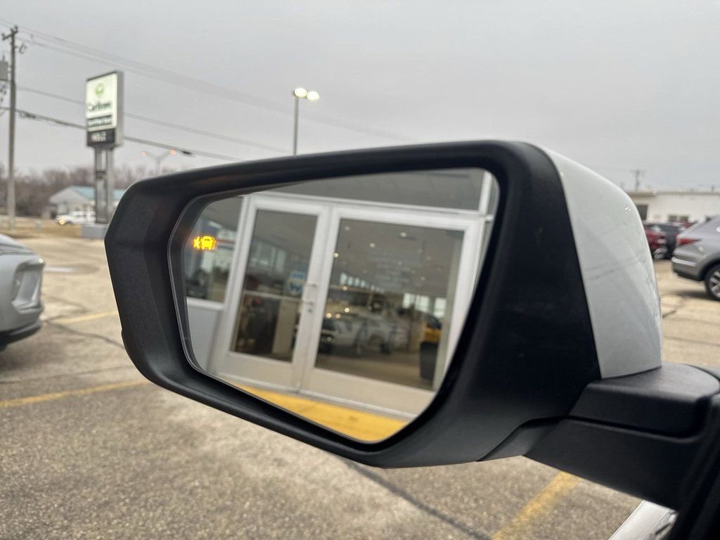 Certified 2024 Chevrolet Equinox LT AWD/4WD image 29