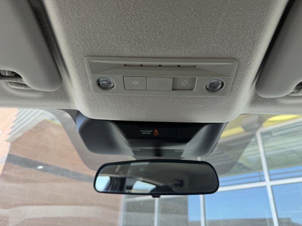 Used 2025 Nissan Kicks SV FWD image 20