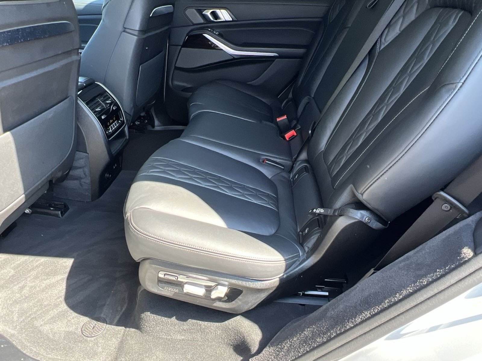 Used 2026 BMW X7 xDrive40i AWD/4WD image 22