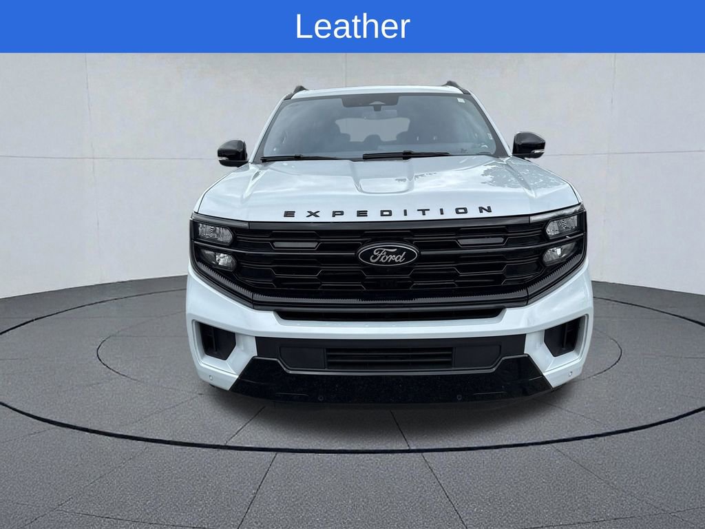 Used 2025 Ford Expedition Max Platinum w/ Stealth Appearance Package AWD/4WD image 9