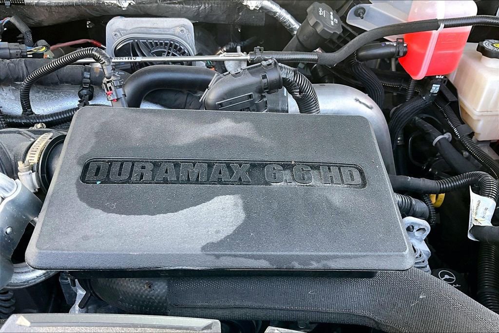 Used 2025 GMC Sierra 2500 AT4 w/ AT4 Premium Plus Package image 32