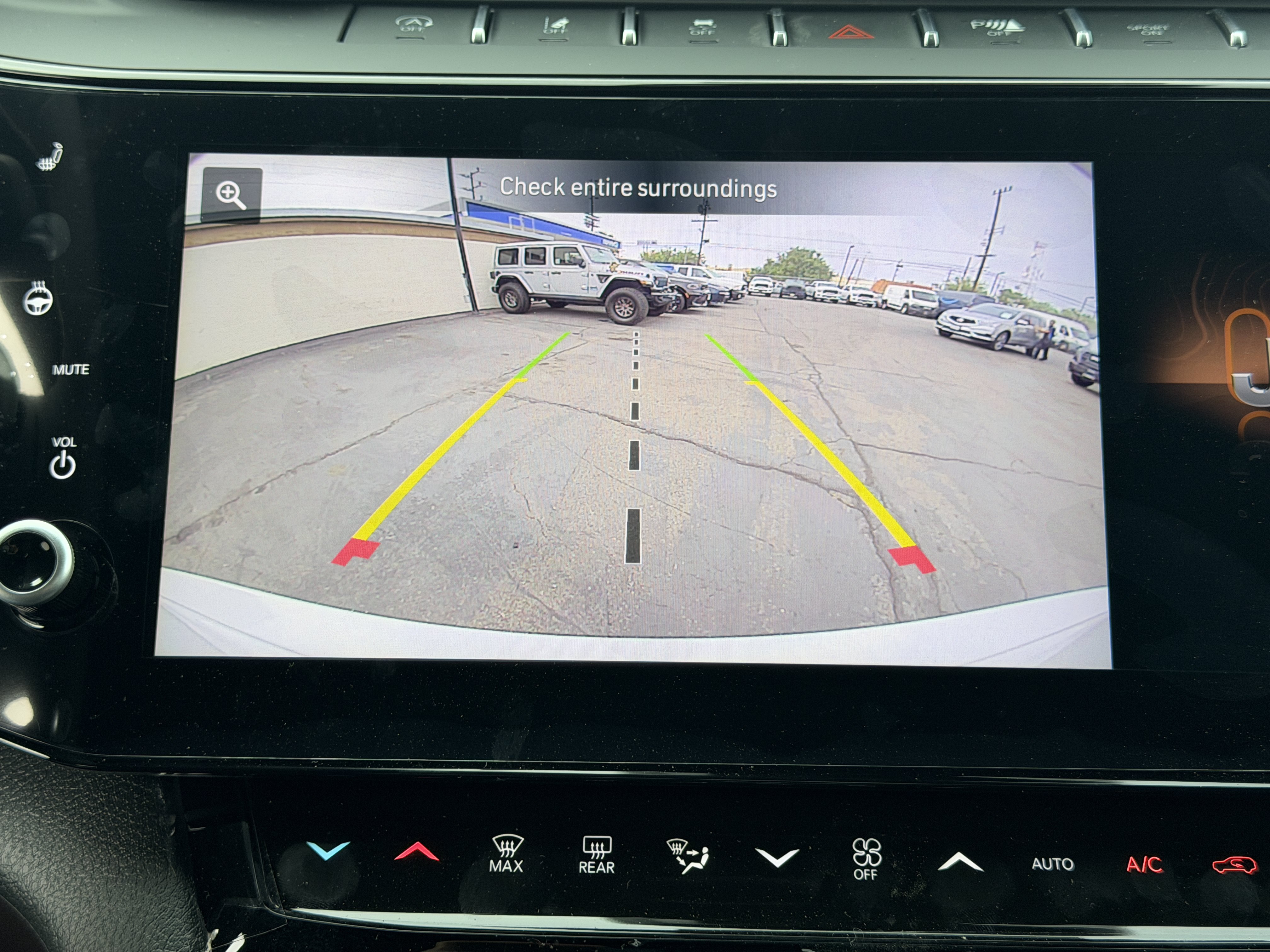 New 2026 Jeep Grand Cherokee Altitude RWD image 30