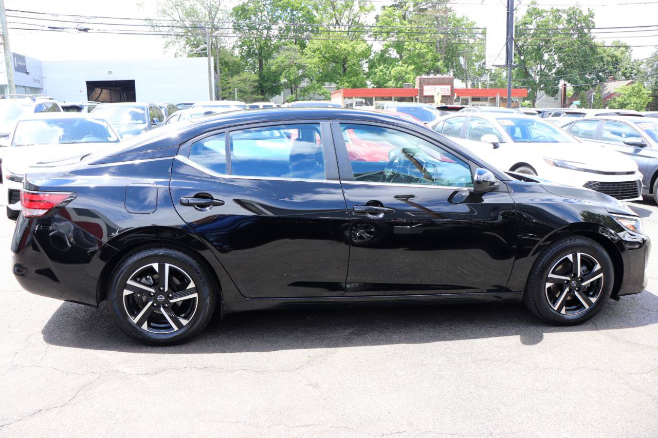 Used 2024 Nissan Sentra SV FWD image 6