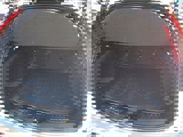 Used 2022 Cadillac XT4 Premium Luxury w/ Enhanced Visibility Package image 10