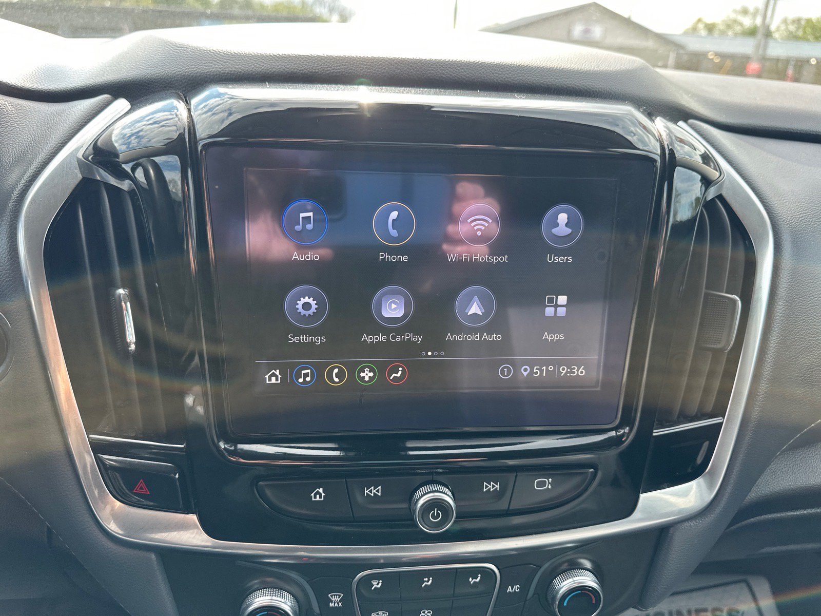 Used 2021 Chevrolet Traverse LT w/ LPO, 'HIT The Road' Package AWD/4WD image 29