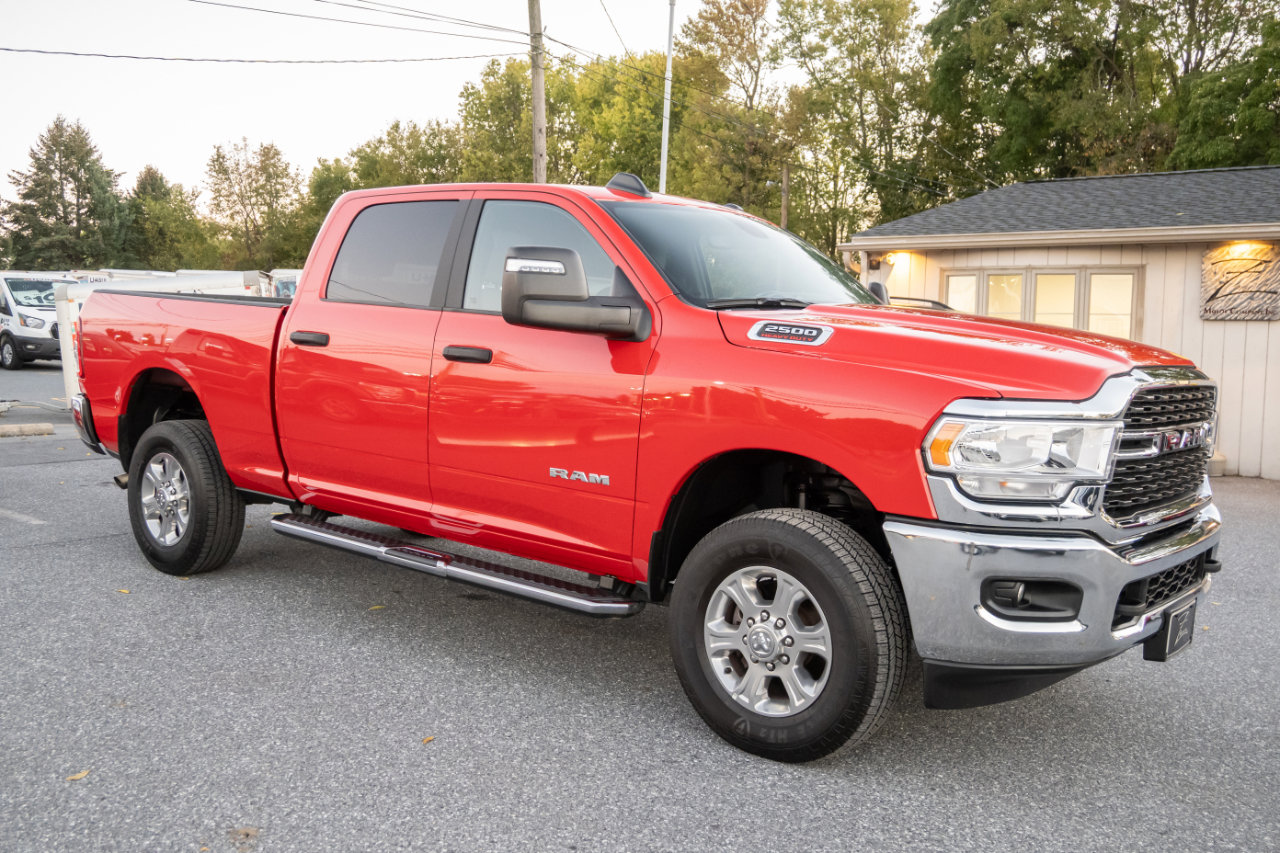 Used 2024 RAM 2500 Big Horn w/ Bed Utility Group image 2