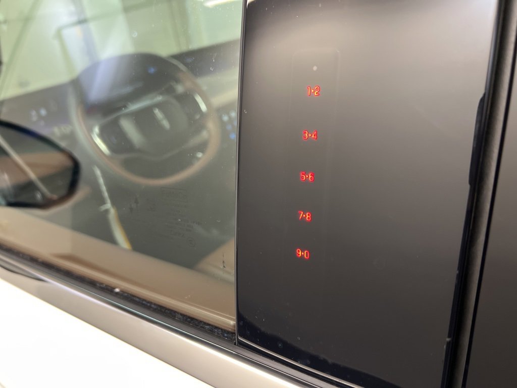 New 2025 Lincoln Navigator L Reserve image 34