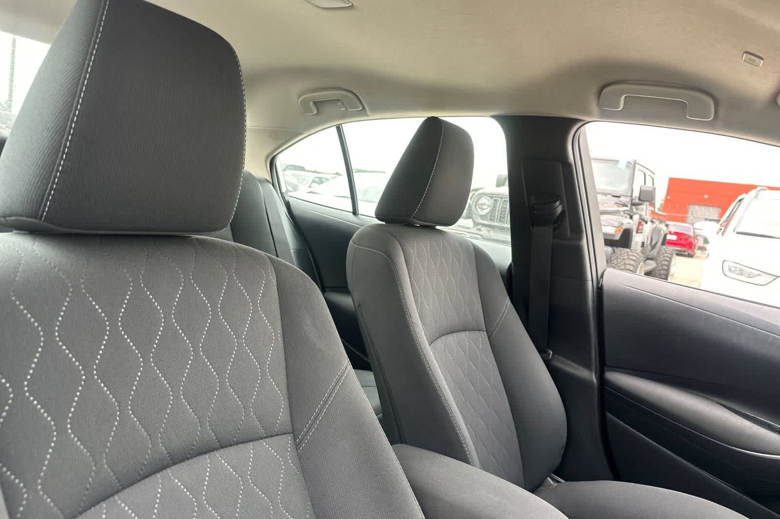 Used 2024 Toyota Corolla LE FWD image 18