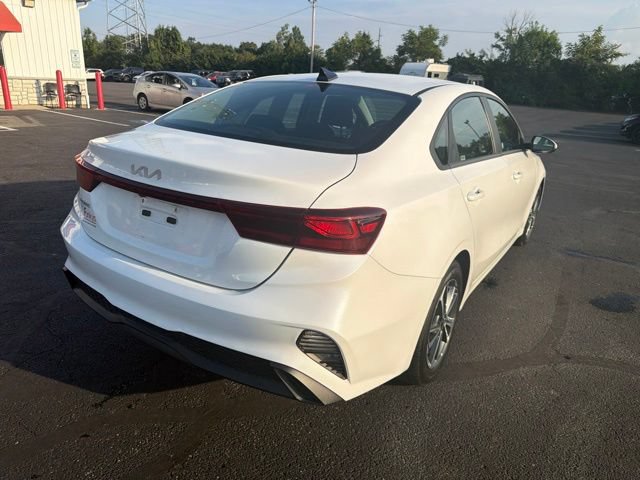 Used 2024 Kia Forte LXS FWD image 6