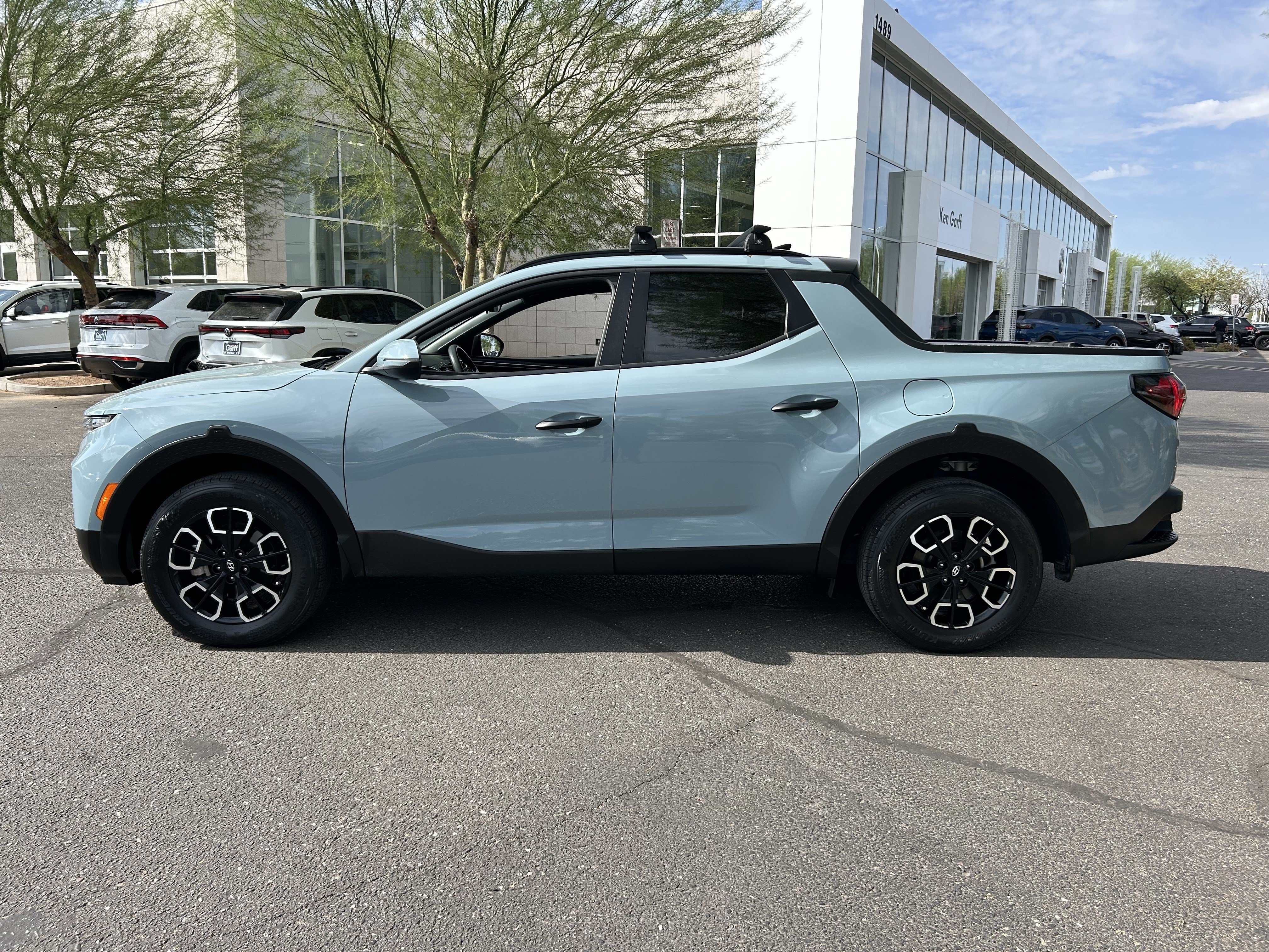 Used 2024 Hyundai Santa Cruz SEL w/ Activity Package FWD image 2