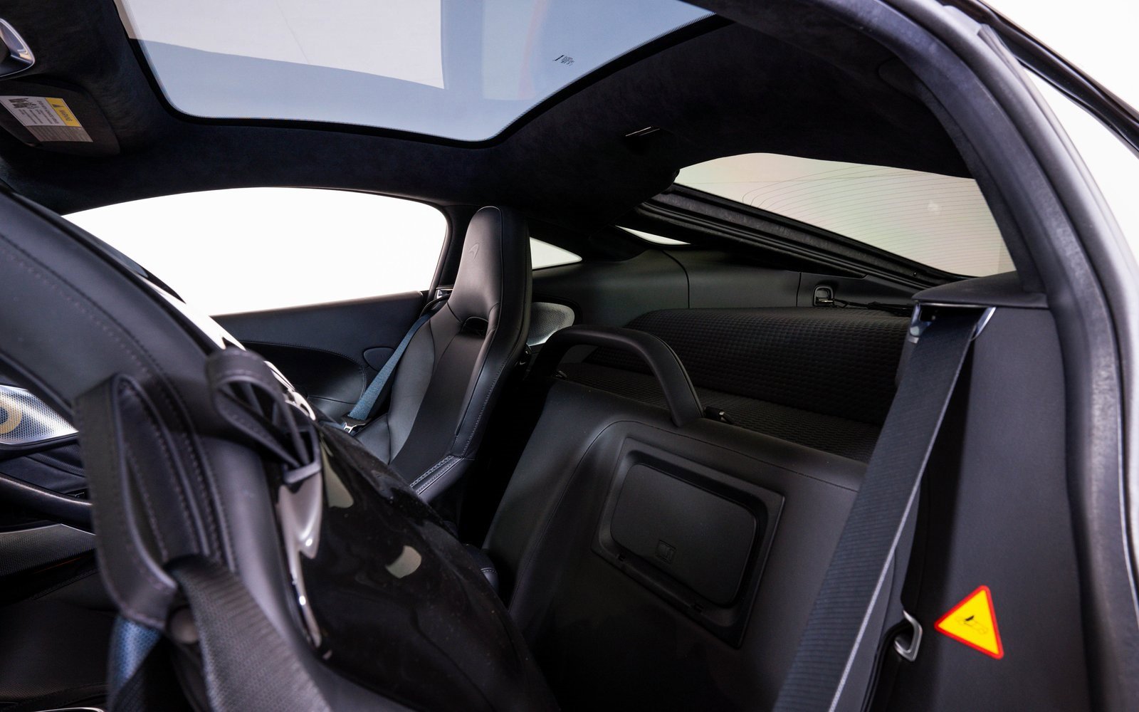 Used 2023 McLaren GT image 20