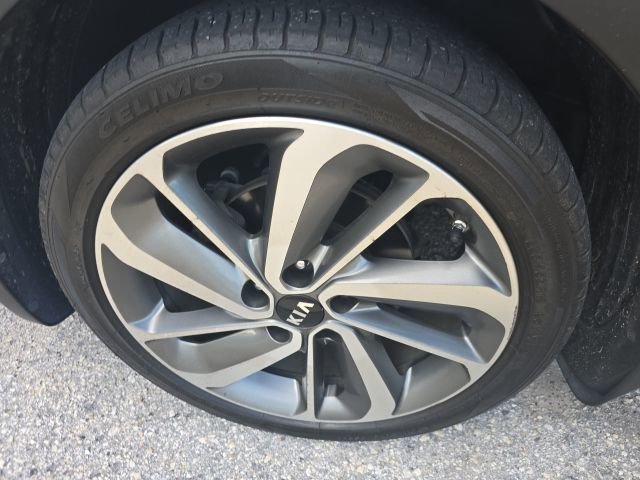Used 2019 Kia Niro Touring FWD image 25