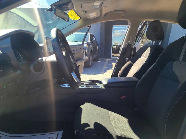 Used 2025 Nissan Sentra SV FWD image 16