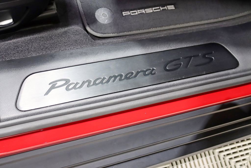 Used 2020 Porsche Panamera GTS AWD/4WD image 15