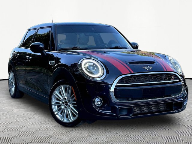 Used 2020 MINI Cooper S w/ Driver Assistance Package FWD image 3
