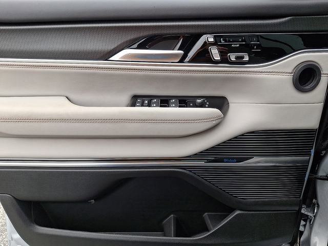 New 2026 Jeep Grand Wagoneer Summit image 9