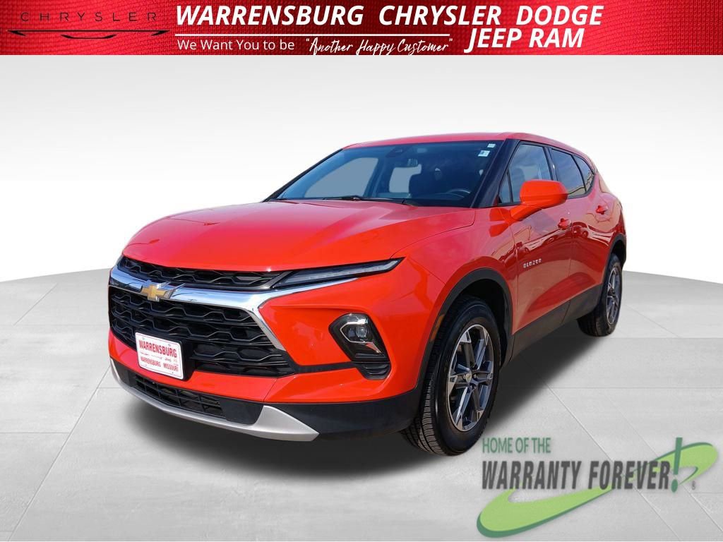 Used 2025 Chevrolet Blazer LT image 8