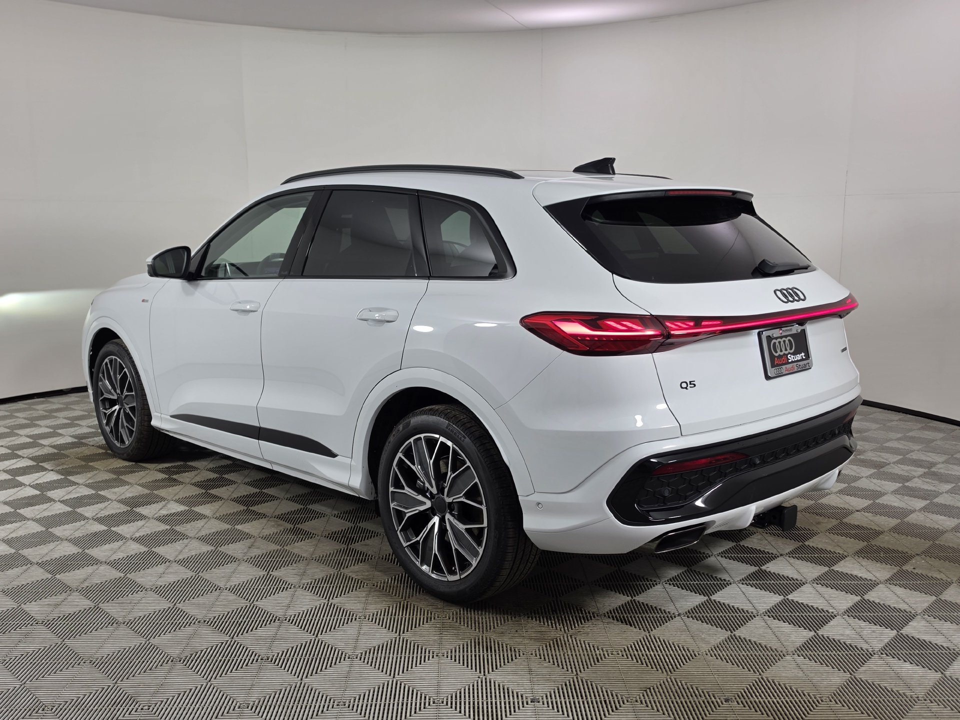 New 2026 Audi Q5 Prestige AWD/4WD image 7