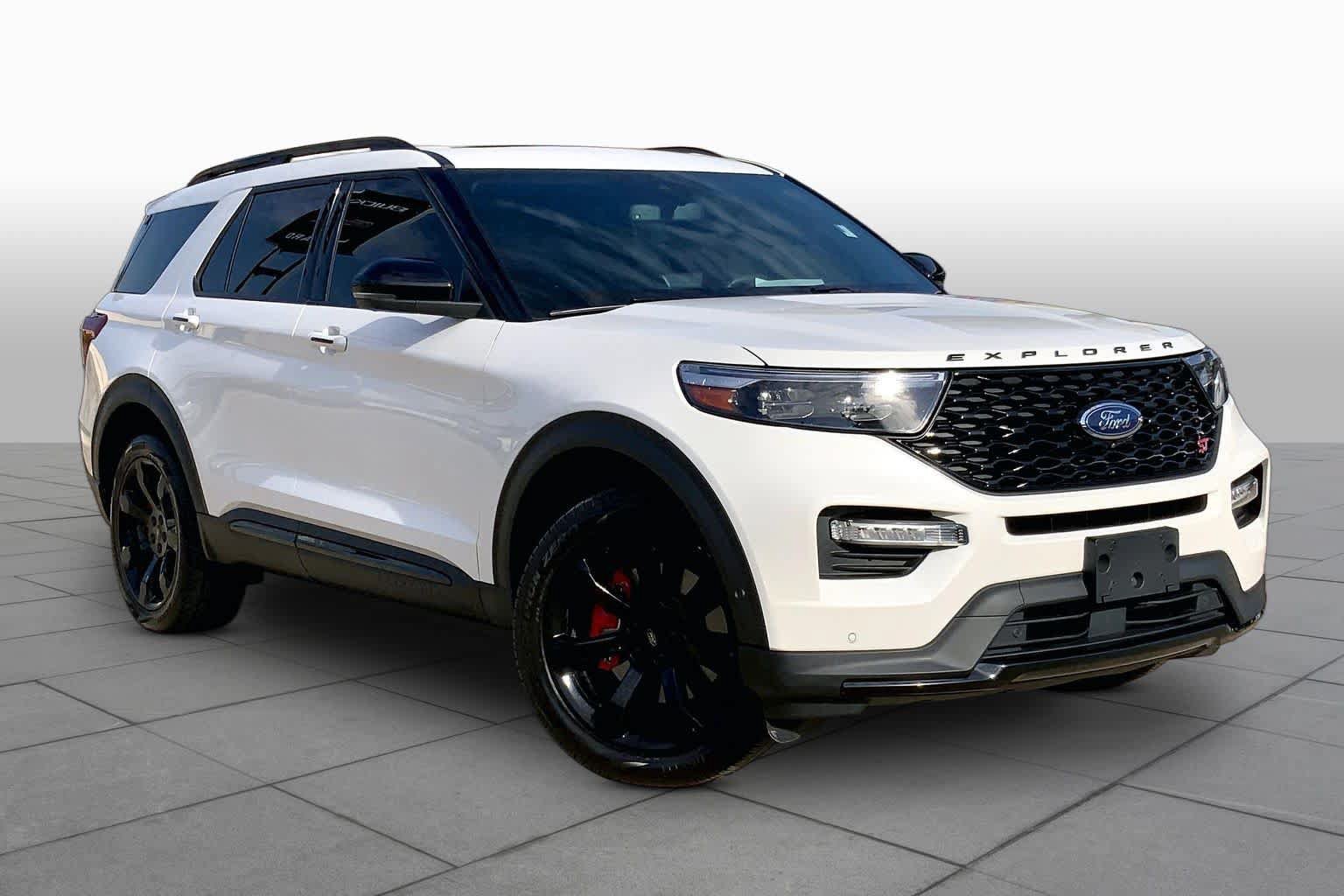 Used 2022 Ford Explorer ST w/ Equipment Group 401A AWD/4WD image 3